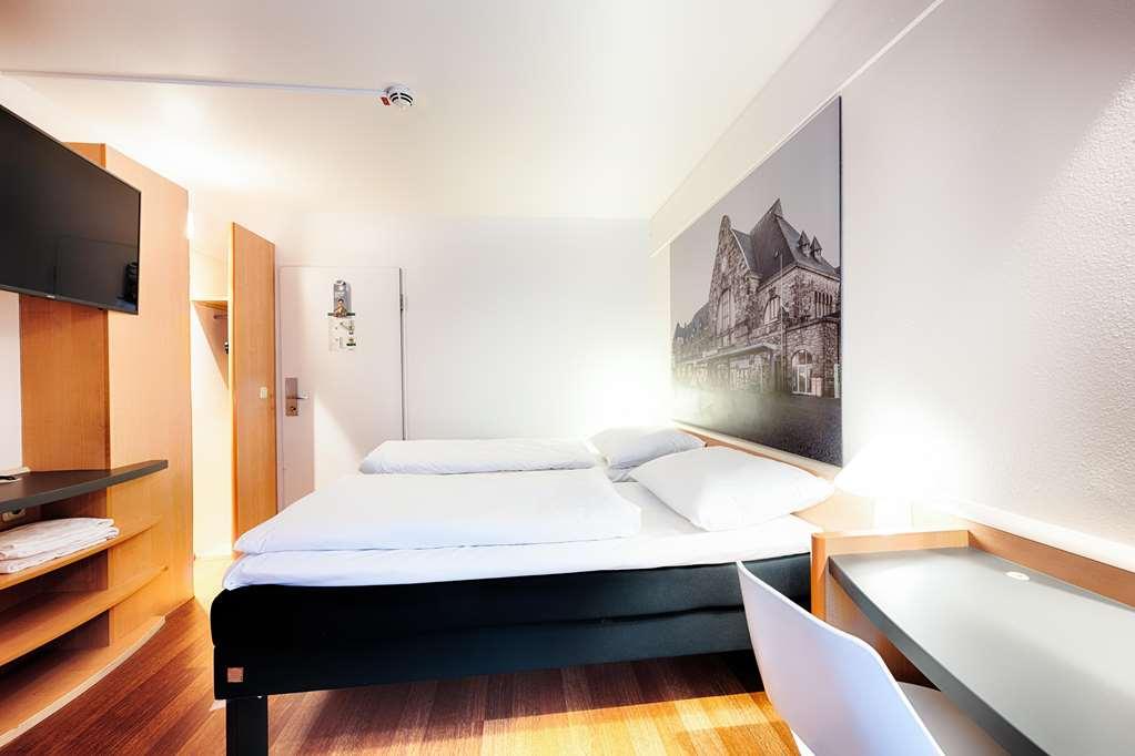 B&B Hotel Aachen-Hbf Room photo