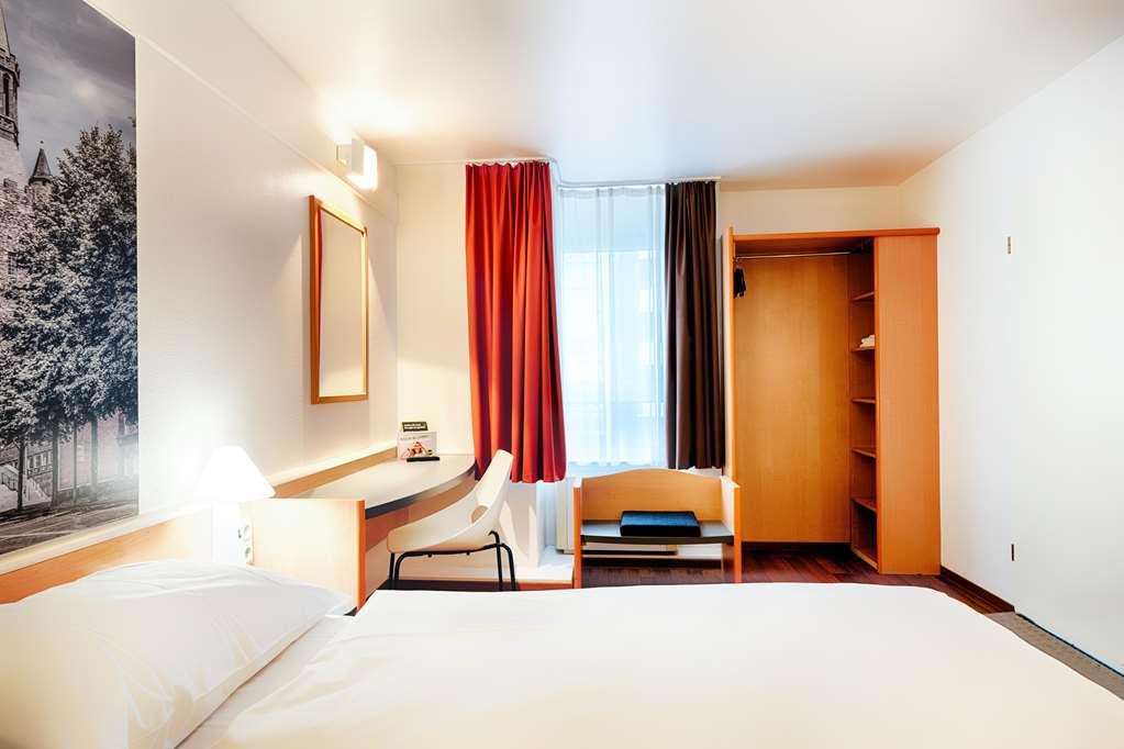 B&B Hotel Aachen-Hbf Room photo